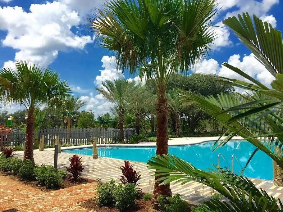Beautiful Townhouse With Pool Close To Disney Davenport Hébergement de vacances