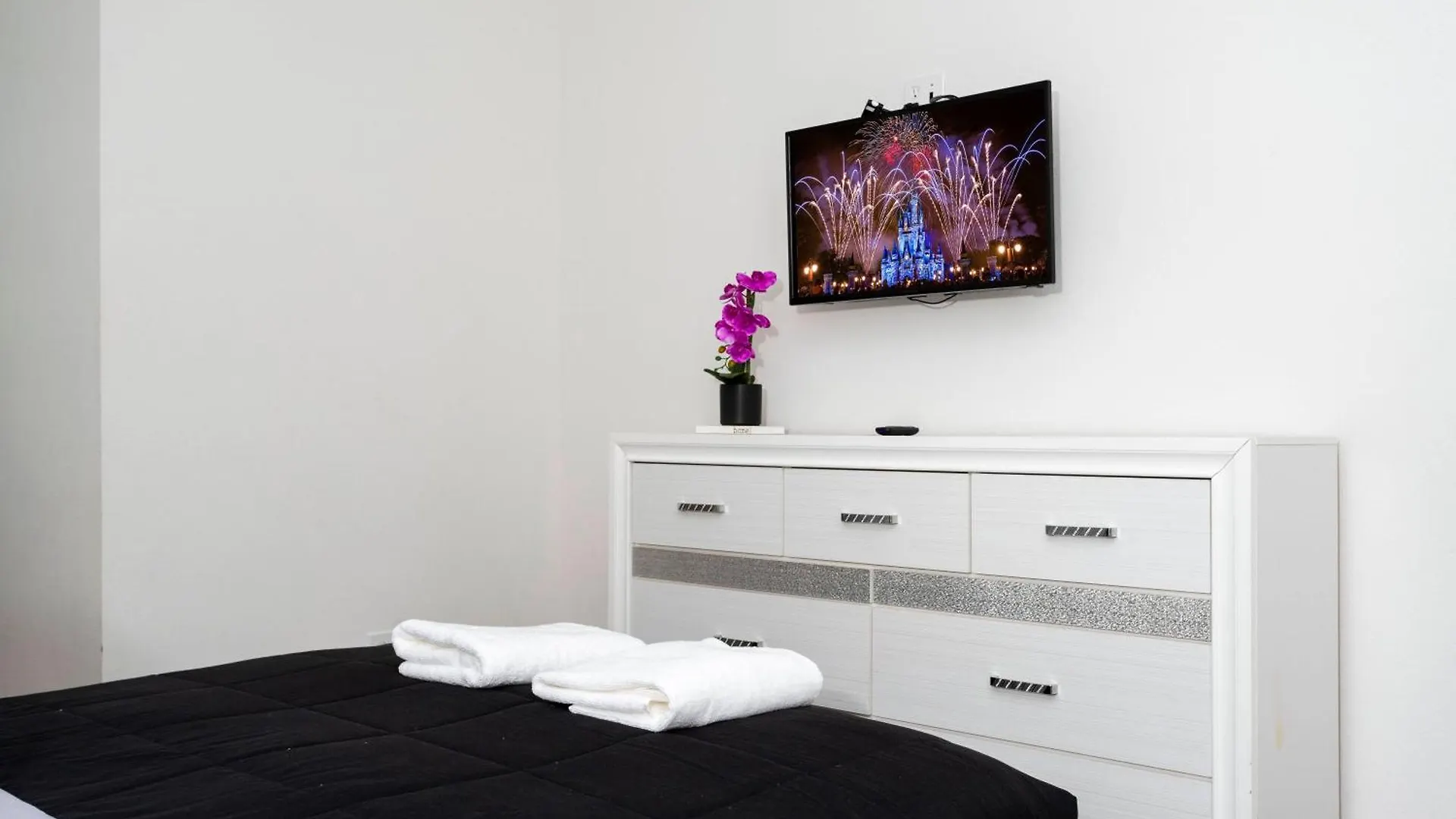 Holiday home Beautiful Townhouse With Pool Close To Disney Davenport